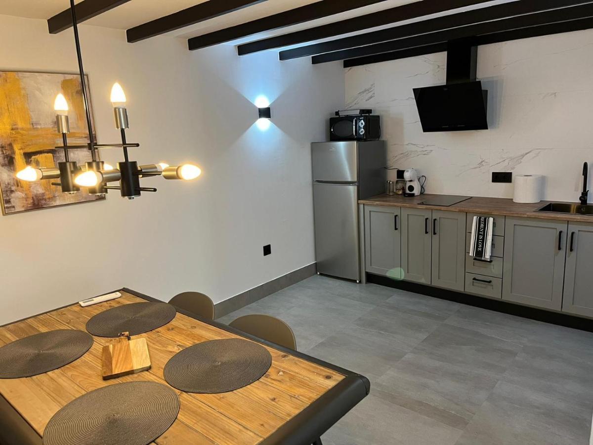 Apartamentos La Chimenea Mérida Luaran gambar